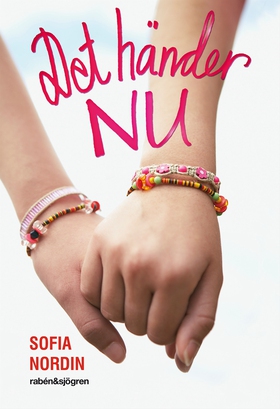 Det händer nu (e-bok) av Sofia Nordin