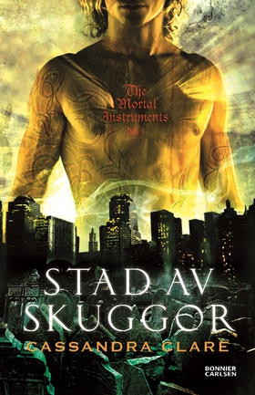 Stad av skuggor (e-bok) av Cassandra Clare, Cas