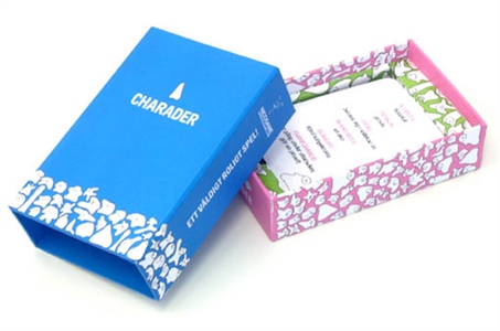 Charader (e-bok) av Nicotext Förlag, Sara Stark