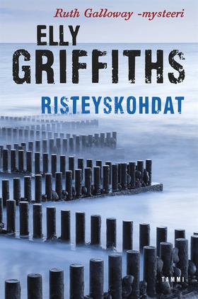 Risteyskohdat (e-bok) av Elly Griffiths