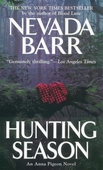 Hunting Season (Anna Pigeon Mysteries, Book 10)