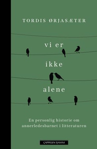 Vi er ikke alene (ebok) av Tordis Ørjasæter