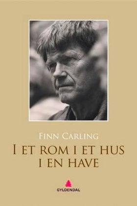 I et rom i et hus i en have