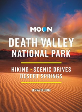 Moon Death Valley National Park - Hiking, Scenic Drives, Desert Springs (ebok) av Jenna Blough